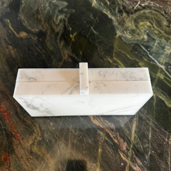 L'Afshar Marbe White Medium Clutch Bag - Picture 8 of 11